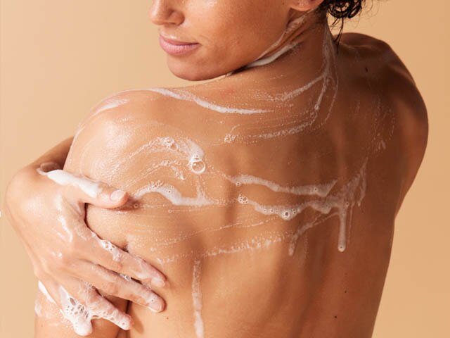 hidrates skin hidrates skin